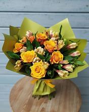 Букет цветов из:  Альстромерии и Розы в Некрасовское