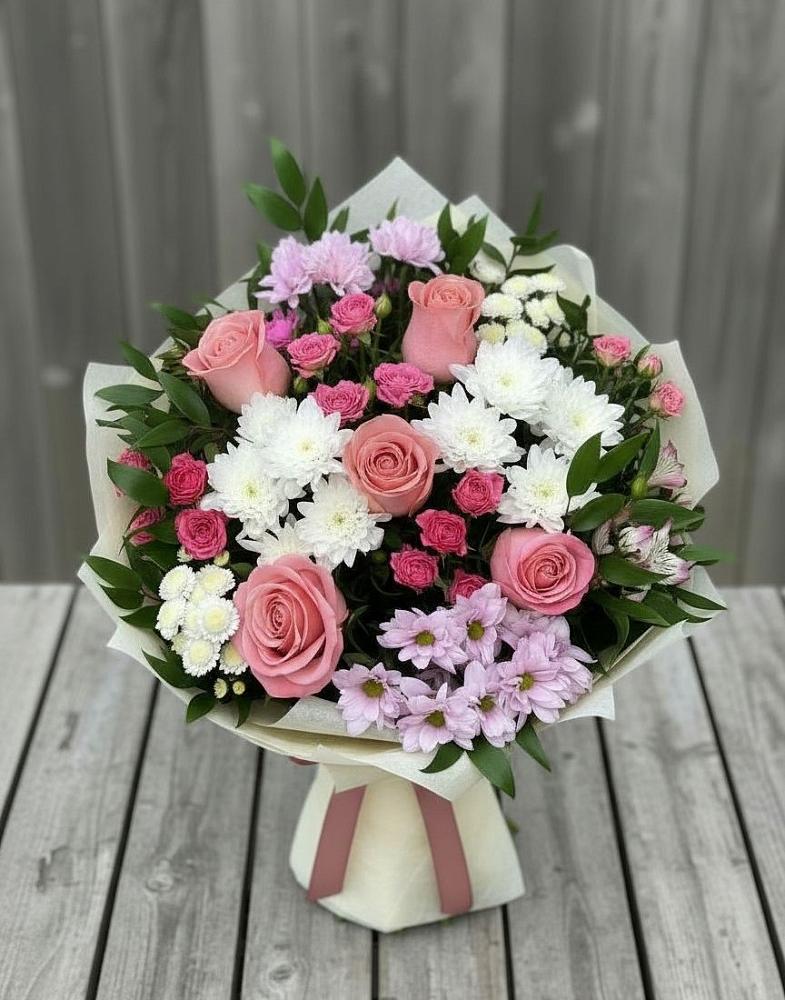 Букет цветов из: Альстромерии, Гвоздики, Розы и Хризантемы в Некрасовское