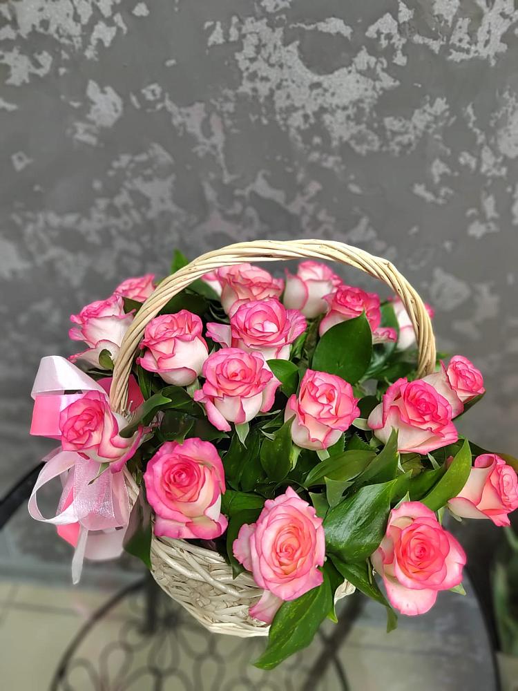 Цветочная композиция из Розы в корзине в Некрасовское