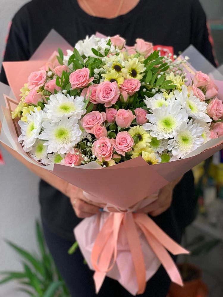 Букет цветов из: Розы и Хризантемы в Некрасовское