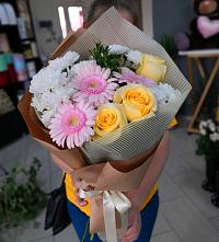 Букет цветов из:  Герберы, Розы и Хризантемы в Некрасовское