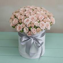 Цветочная композиция из Розы в шляпной коробке в Некрасовское