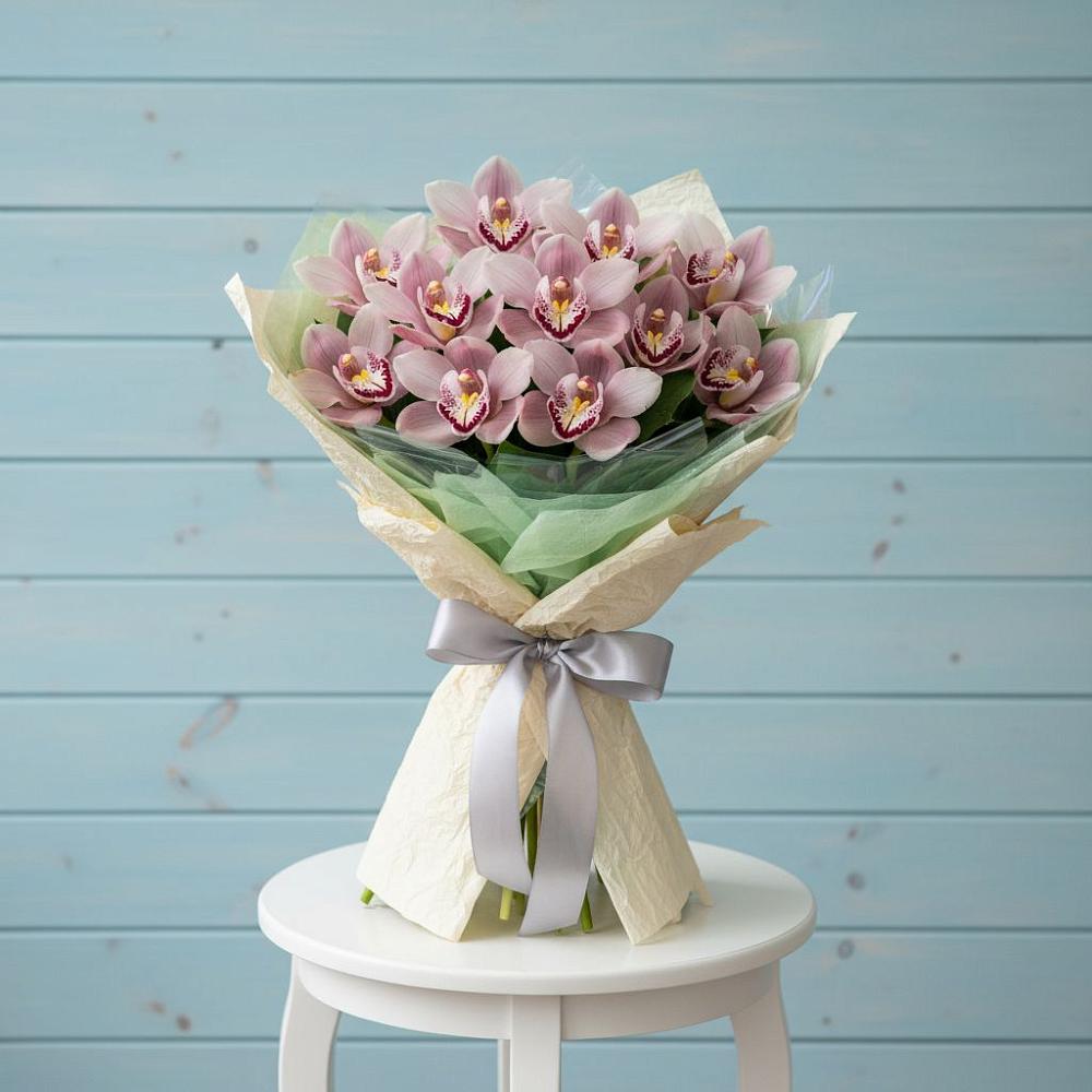 Букет цветов из: Орхидеи и Розы в Некрасовское