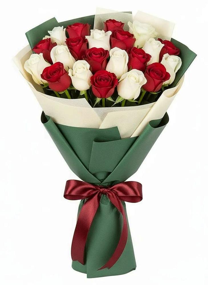 Букет Микс из красных и белых роз в Некрасовское