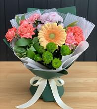 Букет цветов из:  Гвоздики, Розы, Герберы и Хризантемы #REPLACE_PRED# Некрасовское