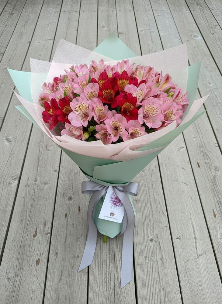 Букет цветов из: Альстромерии в Некрасовское
