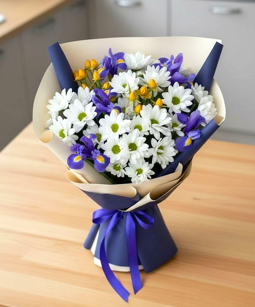 Букет цветов из: Розы, Ирисы и Хризантемы в Некрасовское