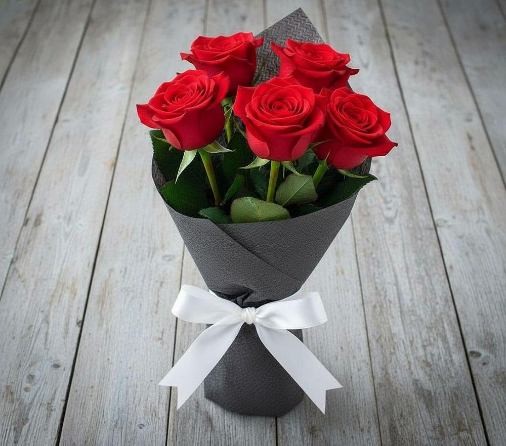 Букет 5 Красных роз Эдлесс Лав в Некрасовское
