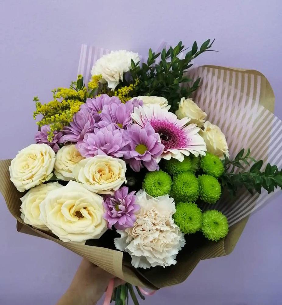 Букет цветов из: Хризантемы, Розы, Гвоздики и Герберы в Некрасовское