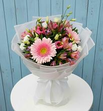 Букет цветов из:  Герберы, Альстромерии и Лизиантусы в Некрасовское