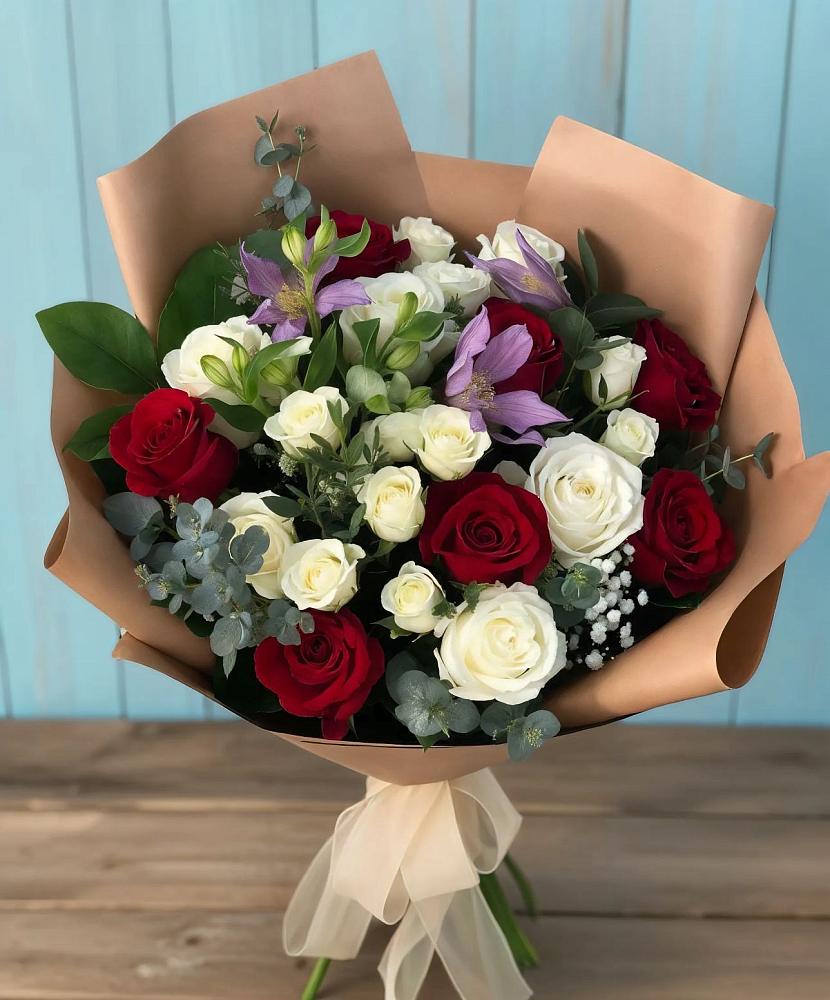 Букет цветов из: Розы и Альстромерии в Некрасовское