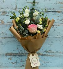 Букет цветов из:  Розы и Лизиантусы в Некрасовское
